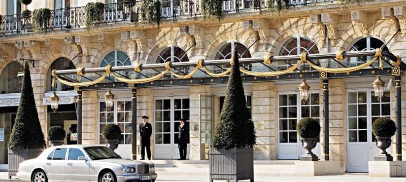 Parimis: Apercu de l'entrée de l'hôtel